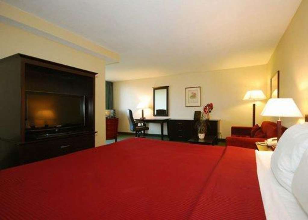 Hotel Fairfield And By Marriott 3*